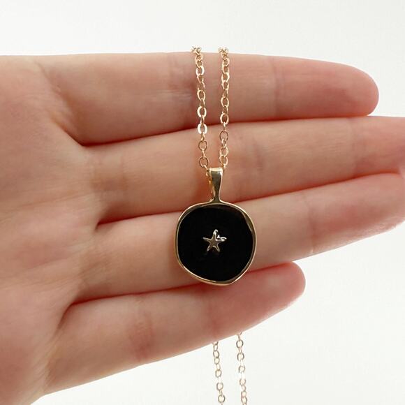 Star Gold-Colored Coin Necklace, Round Pendant, Chain Minimalist Jewelry - Picture 3 of 4